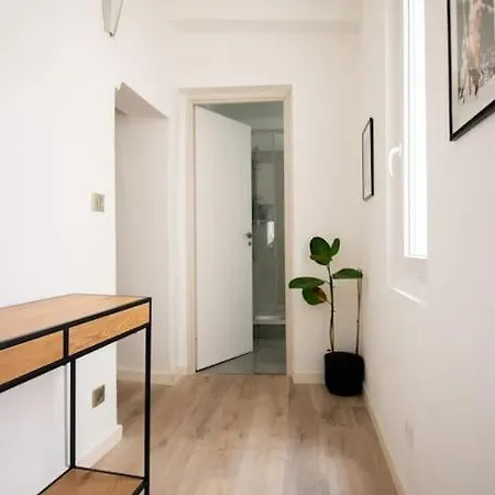 Apartment T2 Moderne Et Lumineux Au Coeur Du Centre Historique *